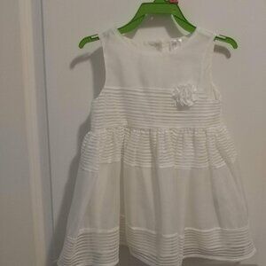 H & M White Baby Dress With Flower Motif 12-18 Months "New"